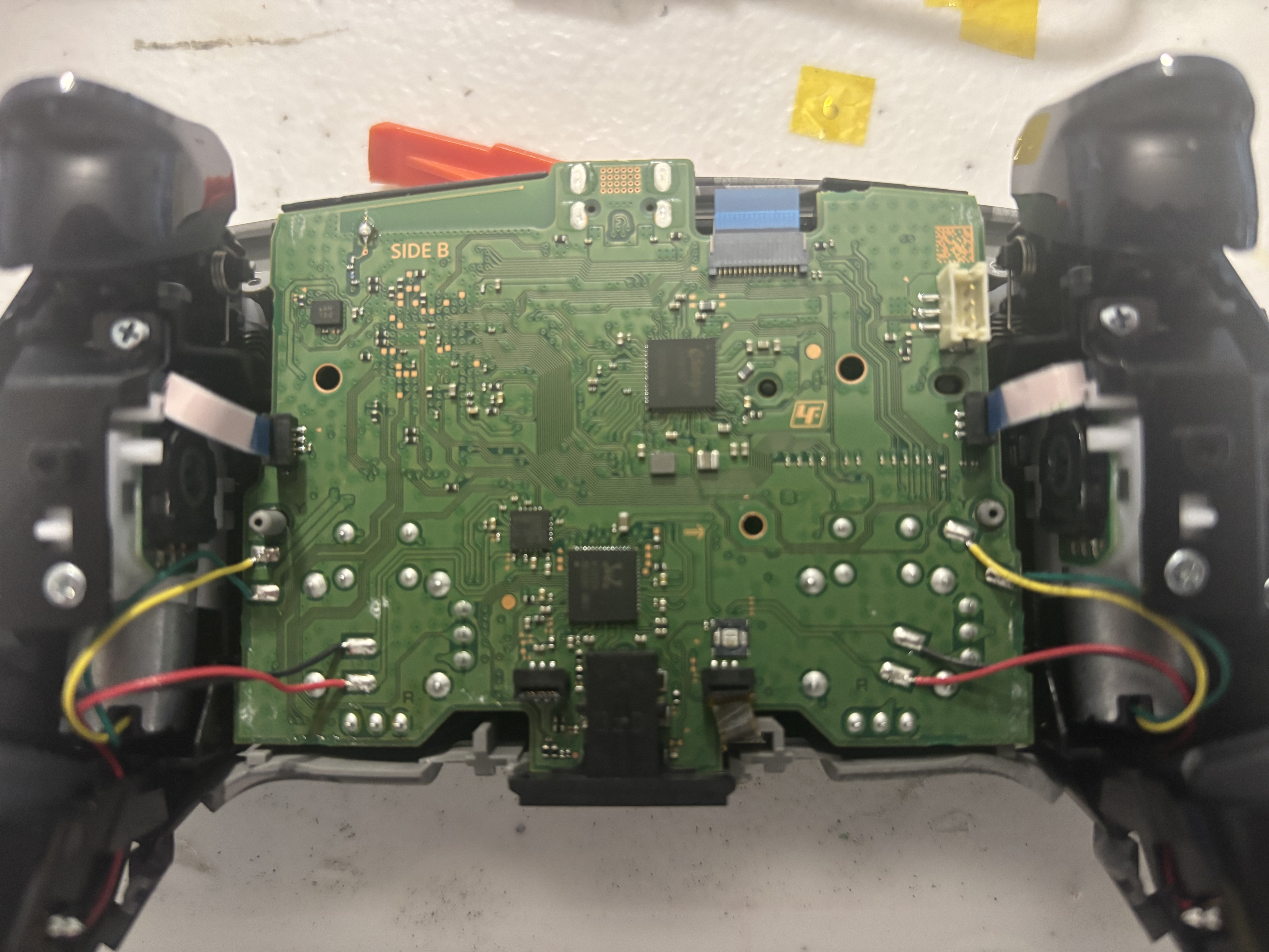 Inside PS5 DualSense